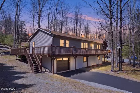 1100 Indian Dr, Lake Ariel, PA 18436