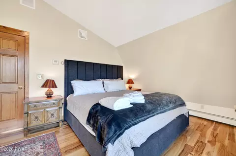 Bedroom - 113 Chipmunk Dr, Tafton, PA 18464 photo 3 of 8