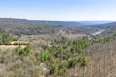 150 Bluestone Blvd, Matamoras, PA 18336