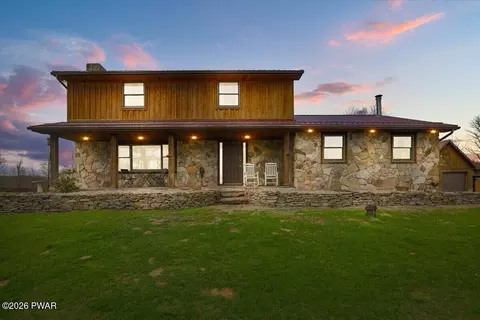 604 Long Pond Rd, Forest City, PA 18421