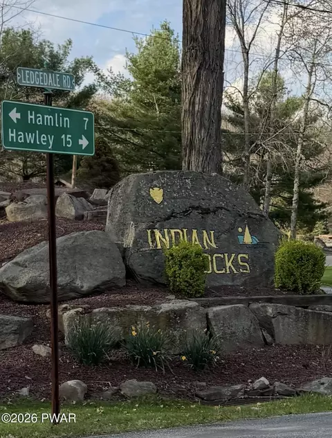 148 Gemini Cir, Lake Ariel, PA 18436