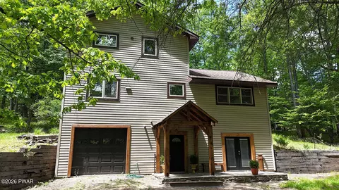 2125 River Rd # A, Damascus, PA 18415