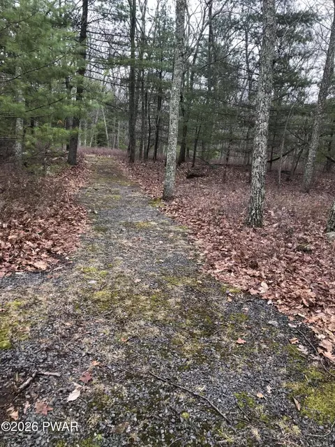 Bear Creek Court, Milford, PA 18337