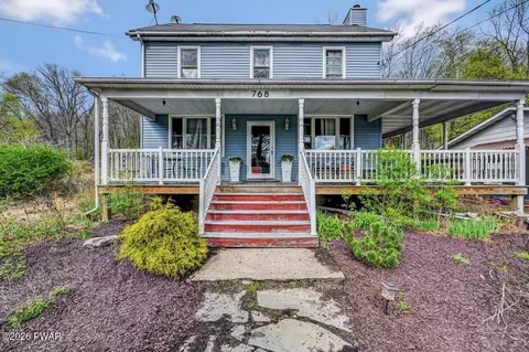 768 Texas Palmyra Hwy, Hawley, PA 18428