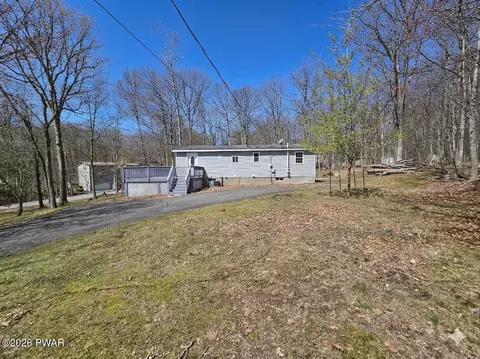 123 Andiron Way, Lackawaxen, PA 18435