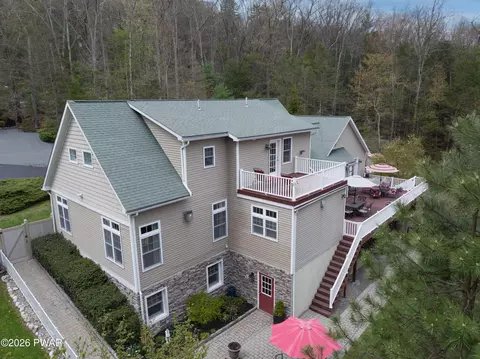 117 Foster Hill Rd, Milford, PA 18337