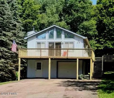 1695 Windemere Ct, Lake Ariel, PA 18436