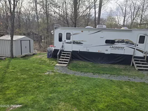 174 Deer Run, Milford, PA 18337