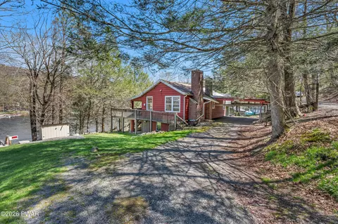 104 Al Wa Da Ct, Greentown, PA 18426
