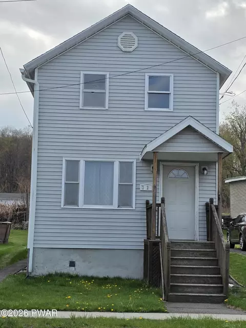 221 S Main St, Forest City, PA 18421