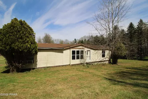 391 Butternut Rd, Newfoundland, PA 18445