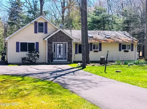 134 Weasel Rd, Dingmans Ferry, PA 18328
