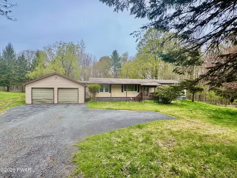 49 Como Rd, Lakewood, PA 18439