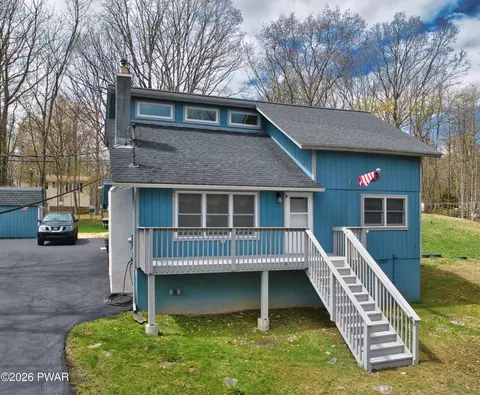 182 Heather Hill Rd, Dingmans Ferry, PA 18328