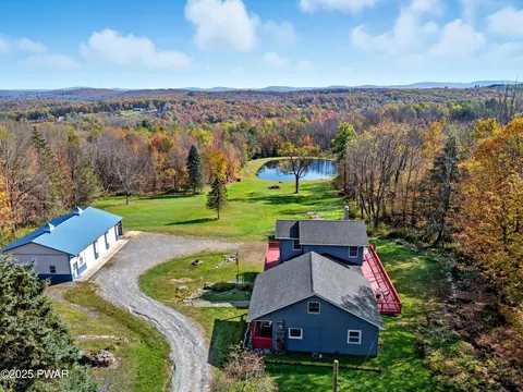 124 Rainbow Rd, Lakewood, PA 18439