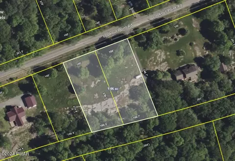25 26 Lookout Point Rd, Canadensis, PA 18325