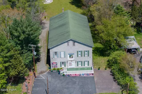 736 Texas Palmyra Hwy, White Mills, PA 18473