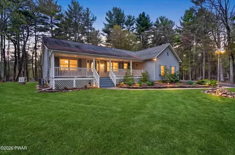 137 Mulberry Dr, Milford, PA 18337