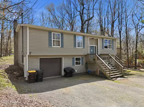 165 Paper Birch, Tafton, PA 18464