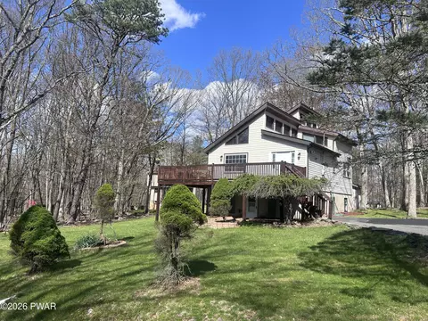 106 Buttercup Ter, Milford, PA 18337