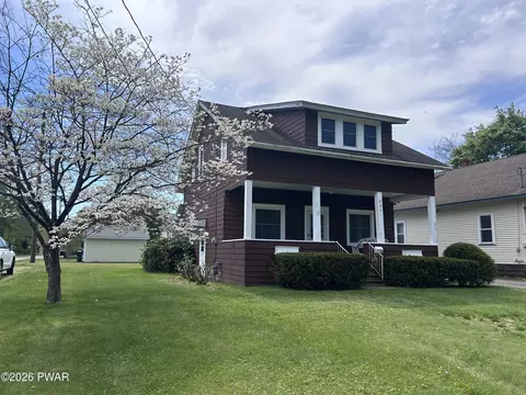 800 Avenue L, Matamoras, PA 18336