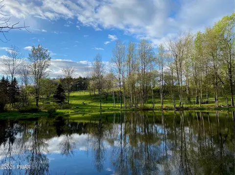 1264 Advent Rd, Lake Ariel, PA 18436