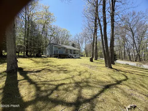 Exterior - 175 Brewster Rd, Dingmans Ferry, PA 18328 photo 4 of 11