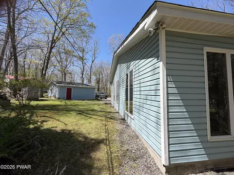 Exterior - 175 Brewster Rd, Dingmans Ferry, PA 18328 photo 7 of 11