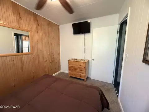 Bedroom - 175 Brewster Rd, Dingmans Ferry, PA 18328 photo 3 of 6