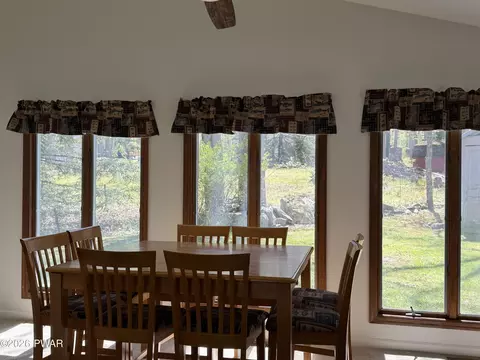 Dining - 175 Brewster Rd, Dingmans Ferry, PA 18328 photo 1 of 2