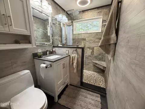Bath - 175 Brewster Rd, Dingmans Ferry, PA 18328 photo 2 of 2