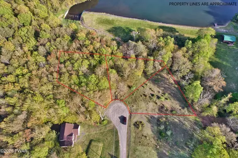 lot105 Panther Lake Ter, Newfoundland, PA 18445