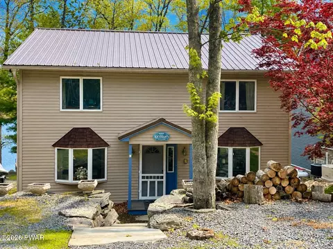 69 Lakeside Dr, Lakeville, PA 18438