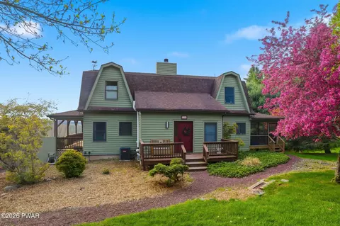 110 German Hill Rd, Shohola, PA 18458