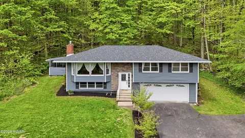 103 Stephens St, Moscow, PA 18444