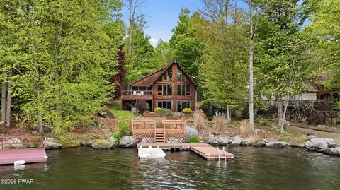 1206 Lakeview Dr, Lake Ariel, PA 18436