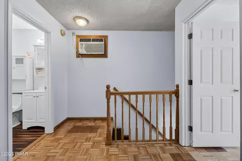 Entry Way - 224 Westfall Dr, Dingmans Ferry, PA 18328 photo 3 of 5