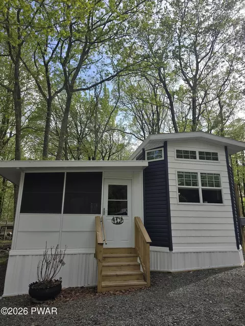 126 Deer Run, Milford, PA 18337