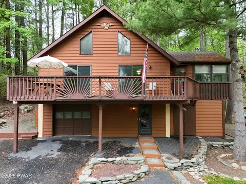 47 Deerfoot Rd, Lake Ariel, PA 18436