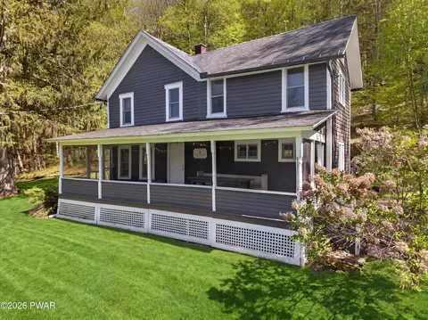 1242 Milanville Rd, Milanville, PA 18443