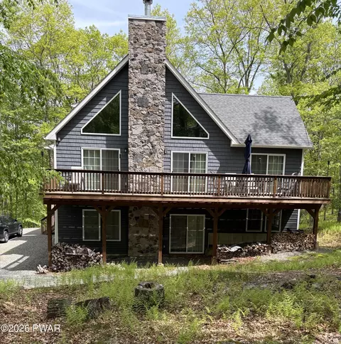 116 Red Breast, Lackawaxen, PA 18435