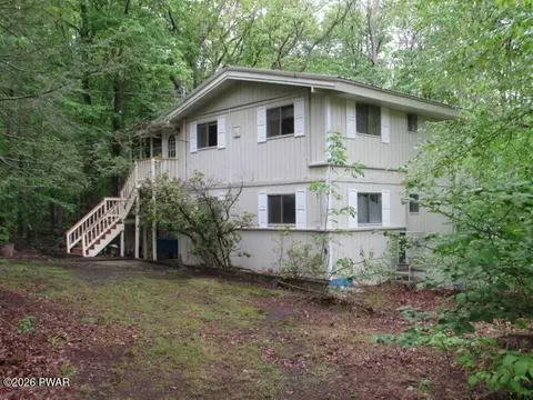 106 Cedar Ln, Lords Valley, PA 18428