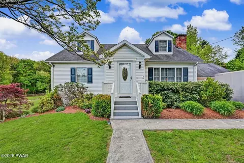 69 Union Mill Rd, Covington Twp, PA 18444