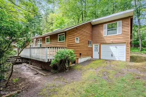 115 Dirk Rd, Tafton, PA 18464