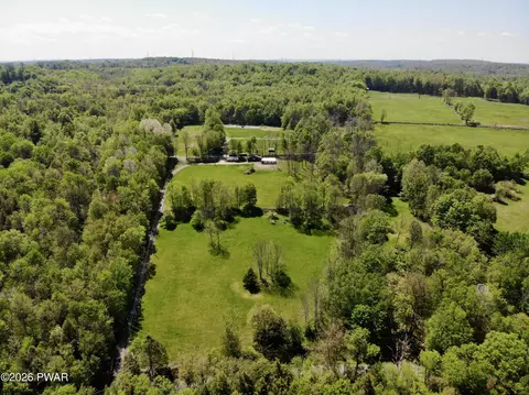 818 Tannery Rd, Lake Ariel, PA 18436