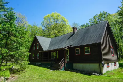 161 Hawthorne Dr, Milford, PA 18337