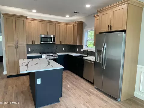 Kitchen - 157 E Shore Dr, Dingmans Ferry, PA 18328 photo 1 of 4