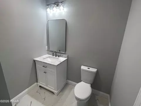 Bath - 157 E Shore Dr, Dingmans Ferry, PA 18328 photo 5 of 5