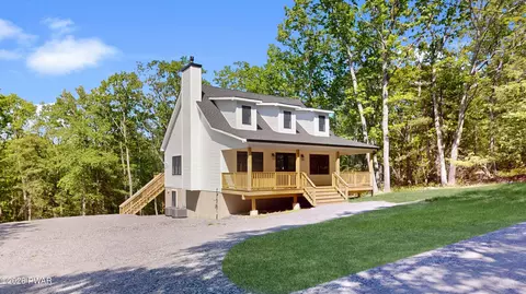 102 Pawnee Rd, Shohola, PA 18458