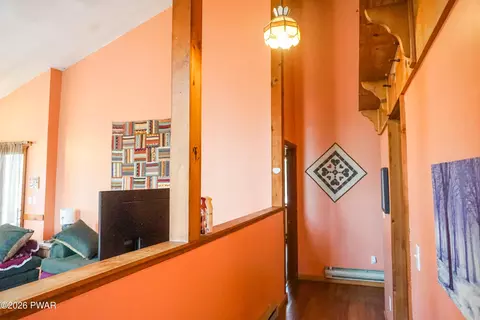 Entry Way - 109 Eagle Ct, Bushkill, PA 18324 photo 1 of 2